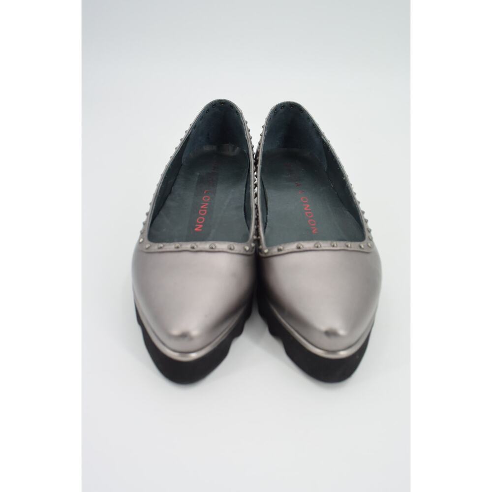 Sacha London Yaiza Pewter Leather Studded Pointed Toe Platform Shoes Size 7 - Picture 3 of 11